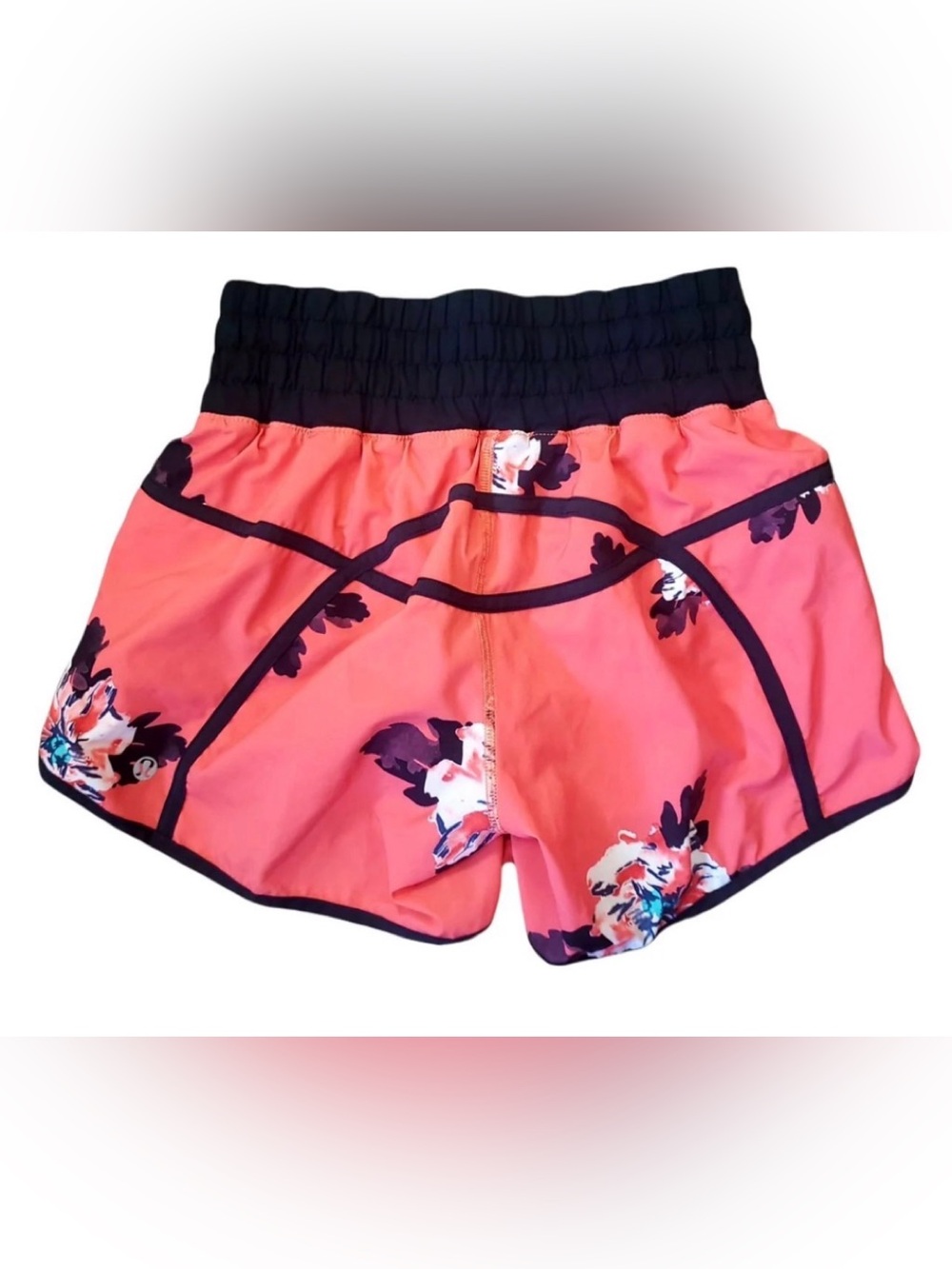 Lululemon Coral Floral Performance Women’s Shorts